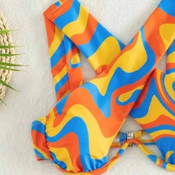 Women 🌈 multicolored Allover Print Bikini Swimsuit🌈 - Picture 7 of 7